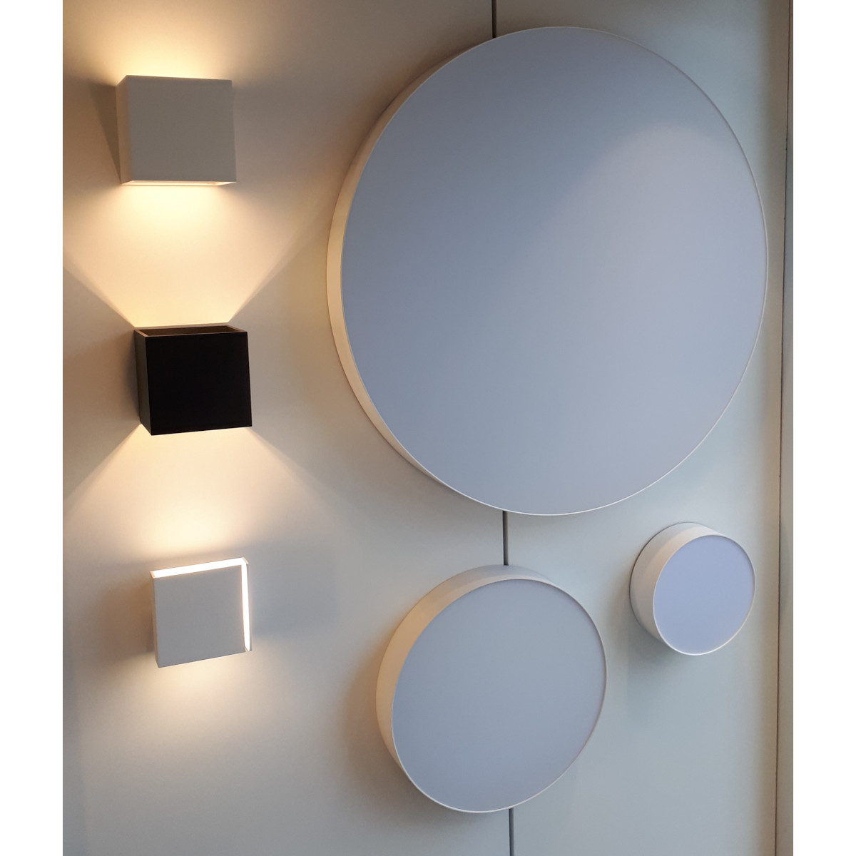 Wand opbouw Up/down Zwart/goud incl. 2x6W LED 3000K en driver - BEAM 0381BG - Afbeelding 3